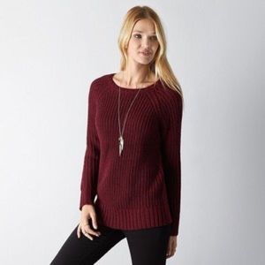 Maroon American Eagle Jegging Sweater